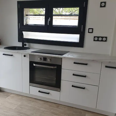 Maison *